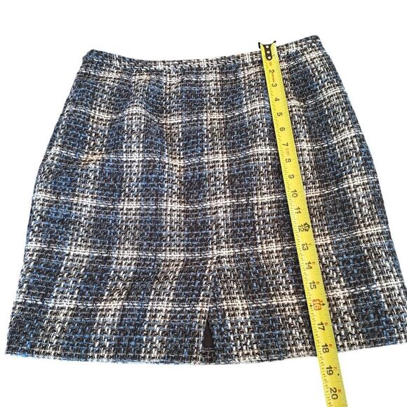 Loft Boucle Pencil Skirt Plaid Tweed Pockets Lined Size 8 Petite Blue Silver - Picture 11 of 12